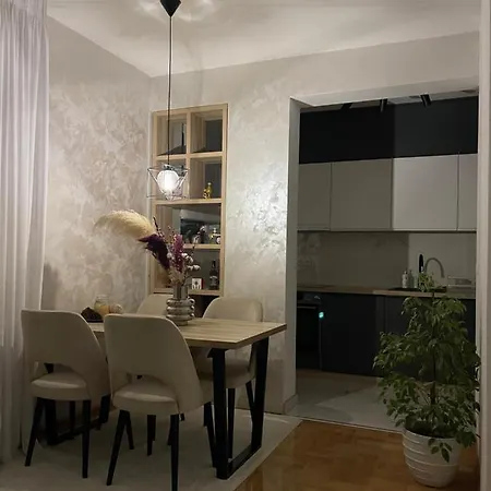 Apartment Monarh